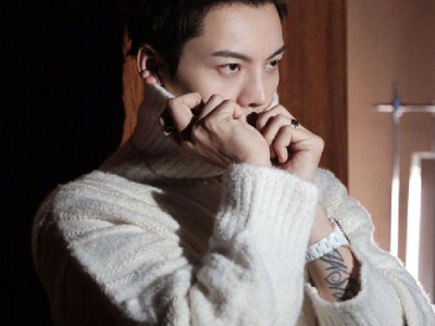 陈伟霆首曝官宣生子背后原因，揭秘家庭幸福新篇章