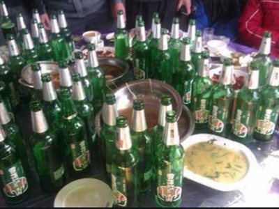 过量饮用饮料致残：男子一天五瓶饮料喝成“石头人”