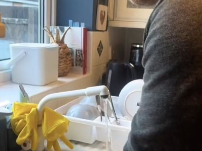 英式洗碗：传统与现代的碰撞与融合