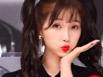 虞书欣舒适区：清纯钓系魅力全开